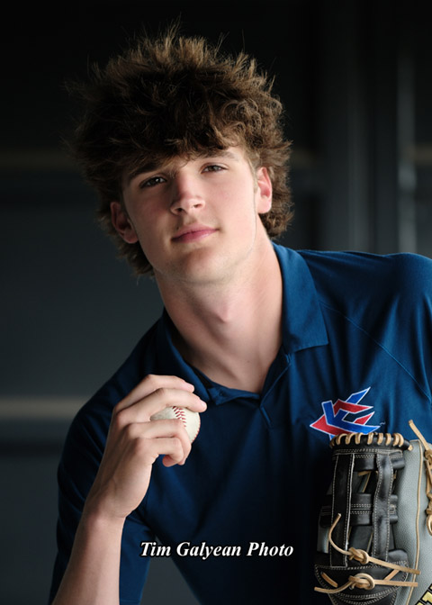 Blue,Valley,North,senior,pictures,Overland,Park,KS,professional,portraits,photographer,baseball,sports,natural,affordable,outdoor,guys,boys,pic,photos,